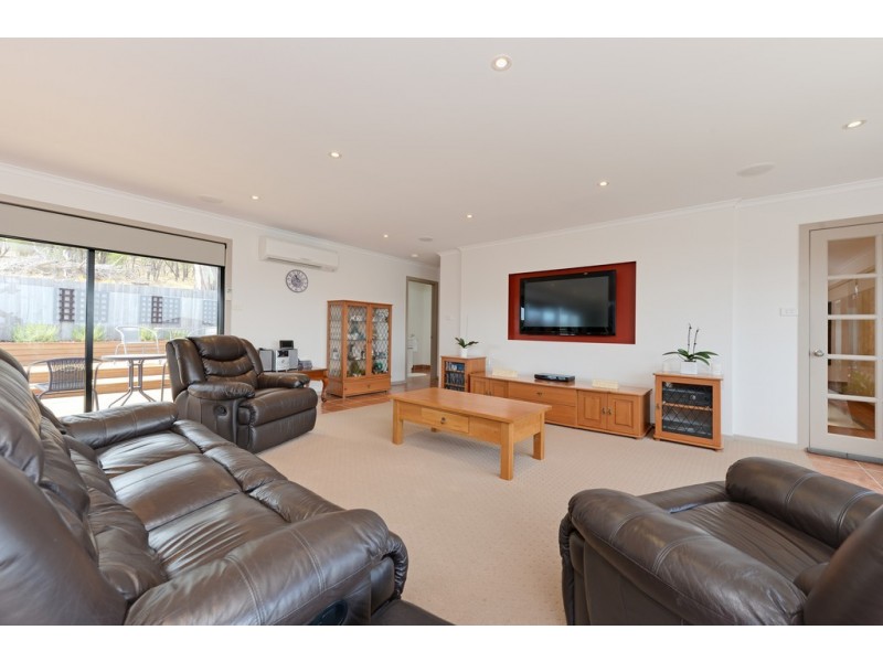 145 Oakdowns Parade, Oakdowns TAS 7019