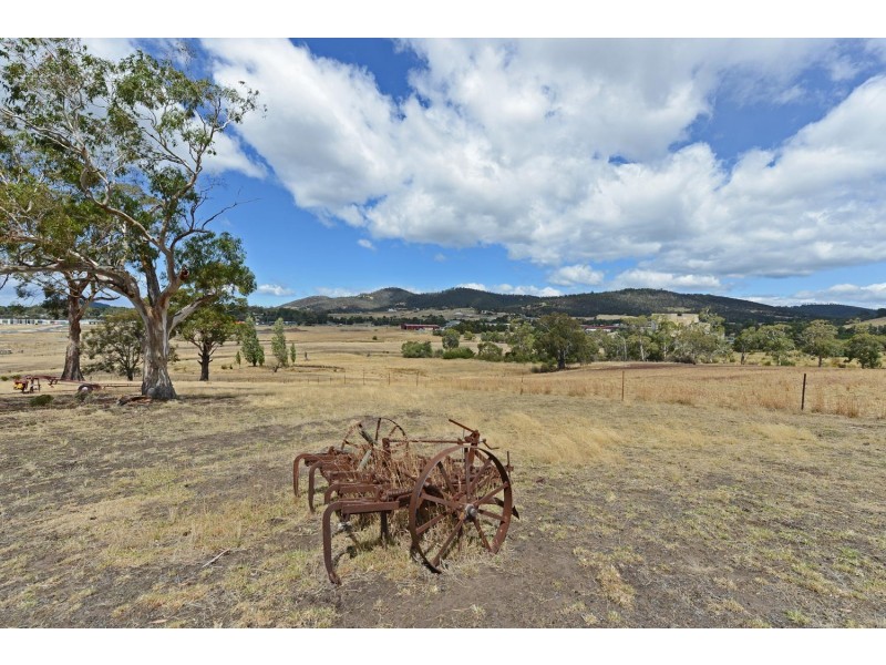 56 Backhouse Lane, Cambridge TAS 7170