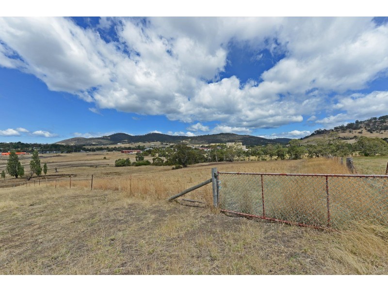 56 Backhouse Lane, Cambridge TAS 7170