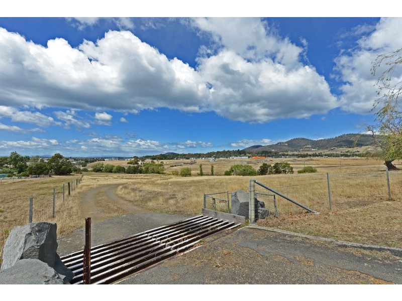 56 Backhouse Lane, Cambridge TAS 7170