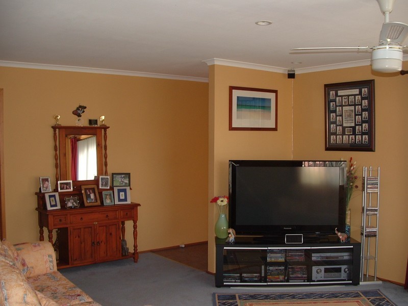 Claremont TAS 7011
