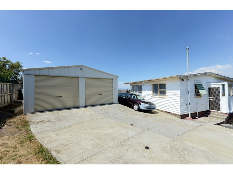 24 Adelphi Road, Claremont TAS 7011