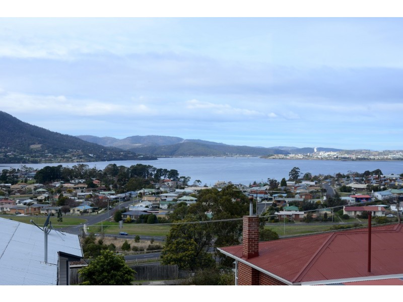 43 Canberra Road, Claremont TAS 7011
