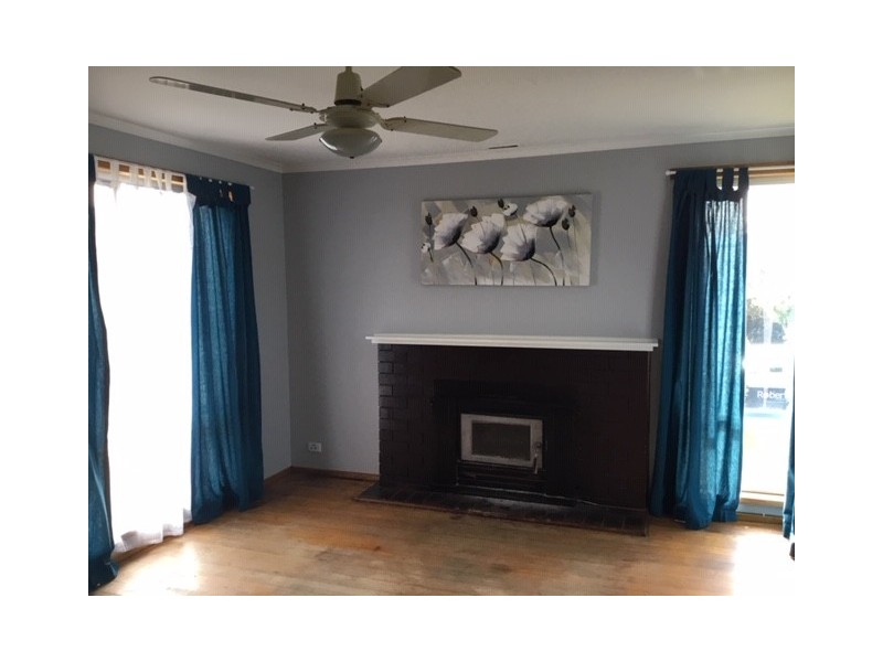15 Cox Avenue, New Norfolk TAS 7140