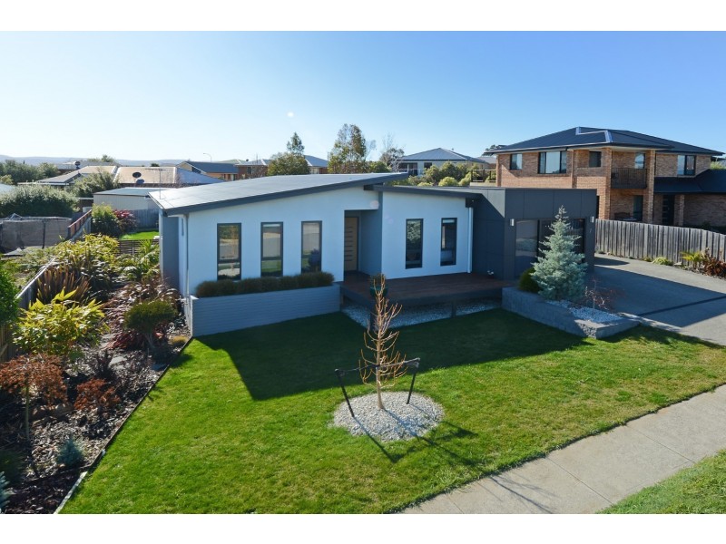 7 Caitlin Court, Midway Point TAS 7171