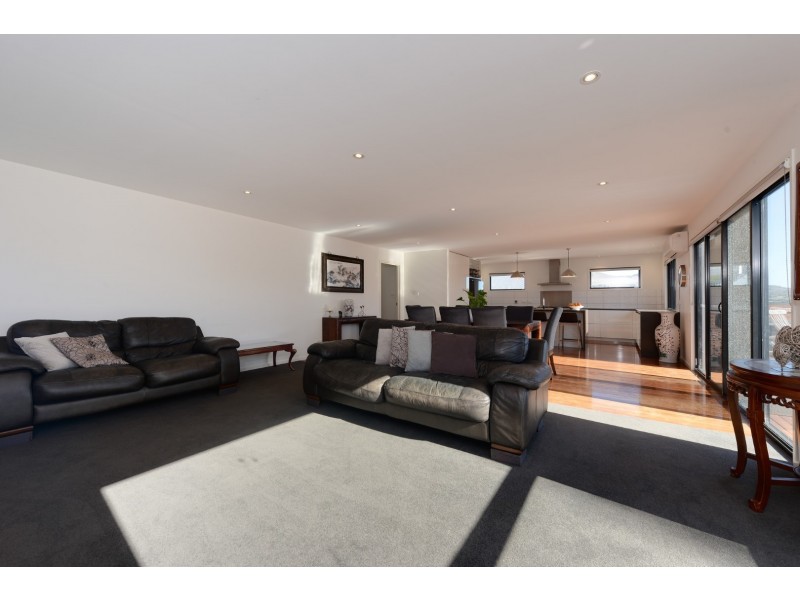 7 Caitlin Court, Midway Point TAS 7171