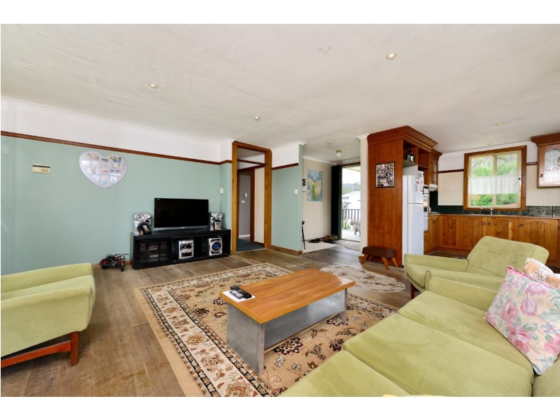 6 Arunta Crescent, Chigwell TAS 7011