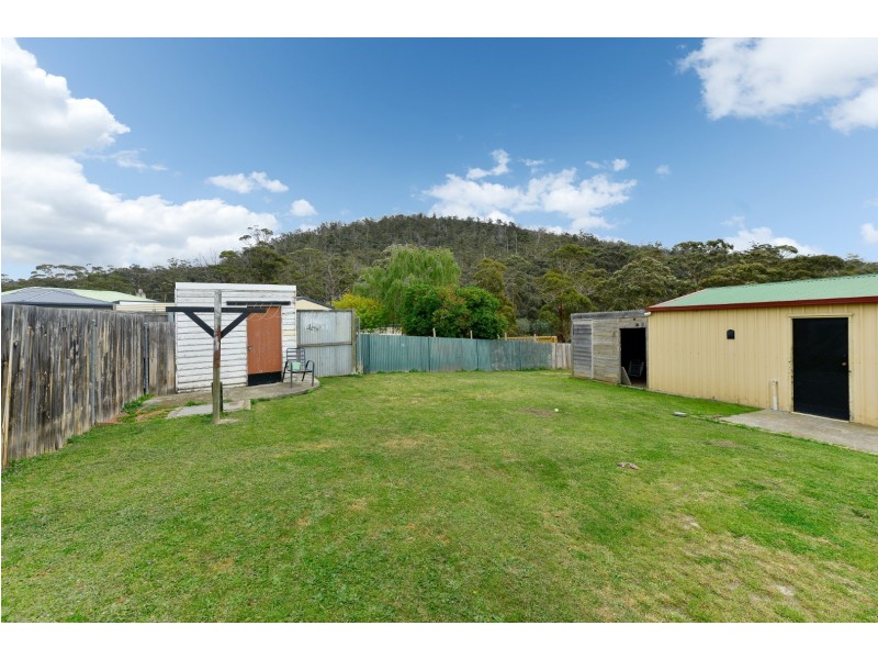 6 Arunta Crescent, Chigwell TAS 7011
