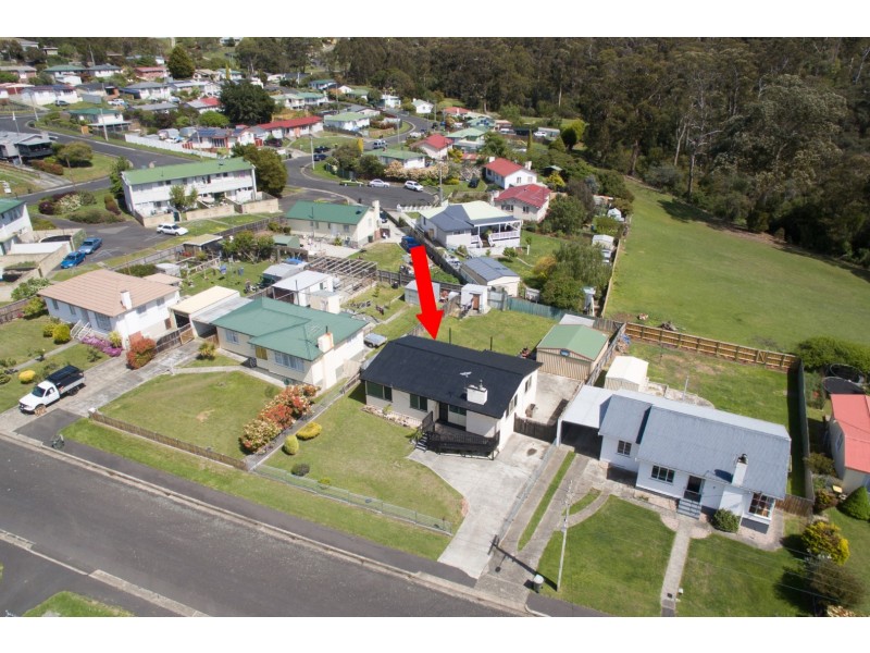 6 Arunta Crescent, Chigwell TAS 7011