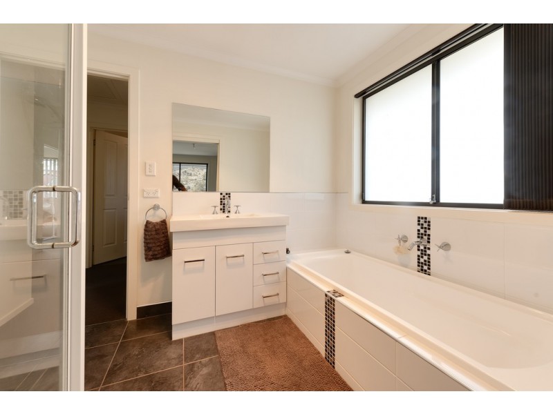 24 Aldridge Court, Claremont TAS 7011