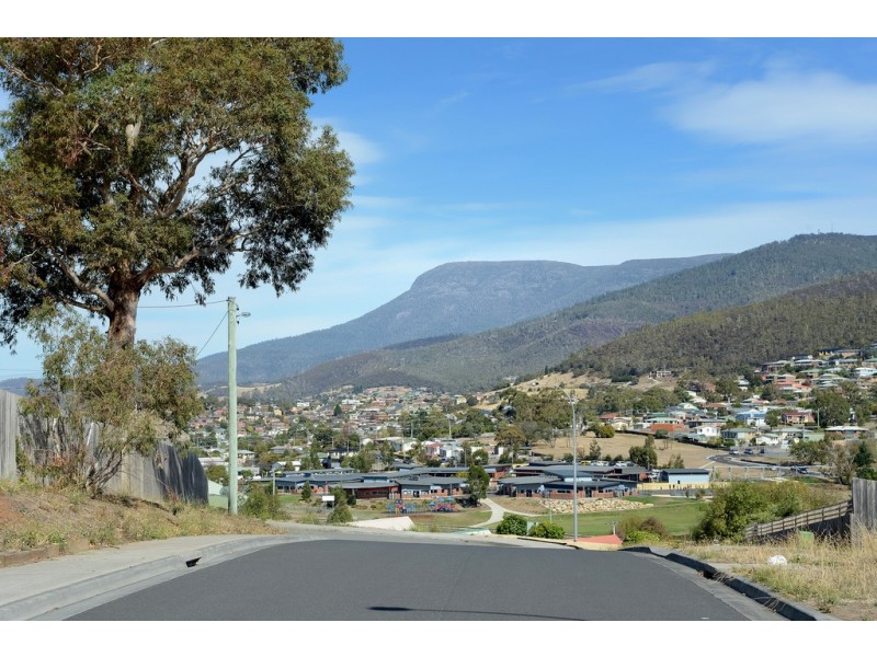 24 Aldridge Court, Claremont TAS 7011