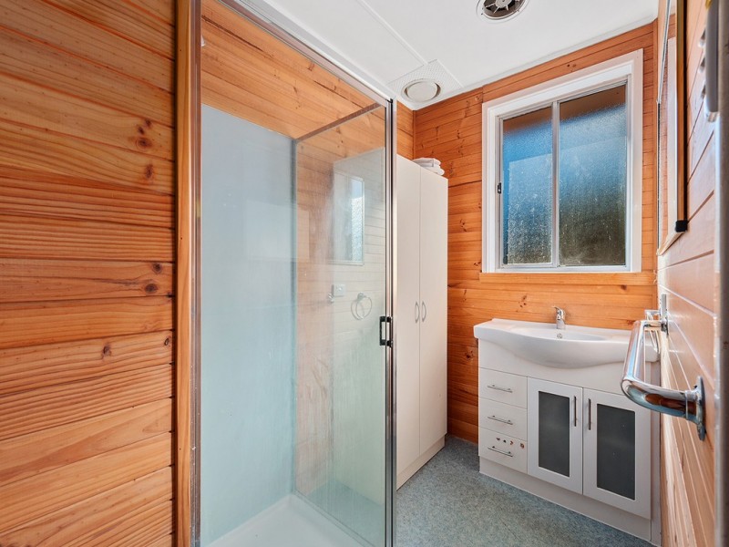 2 Hudson Crescent, Glenorchy TAS 7010