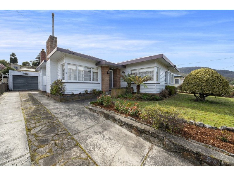 38 North Crescent, New Norfolk TAS 7140