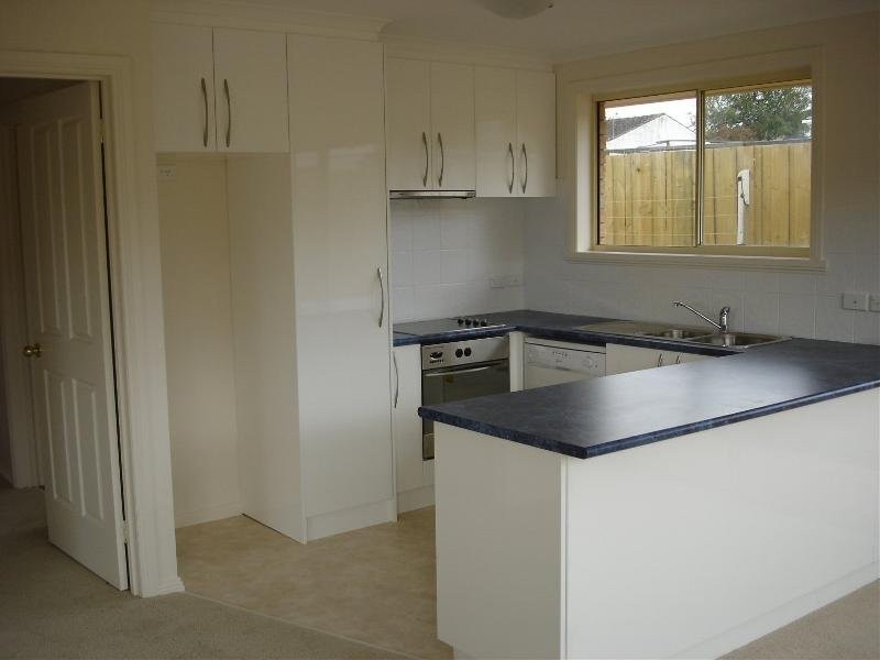 4/17 Manor Gardens, Kingston TAS 7050