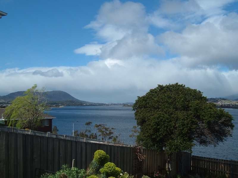 Bridgewater TAS 7030