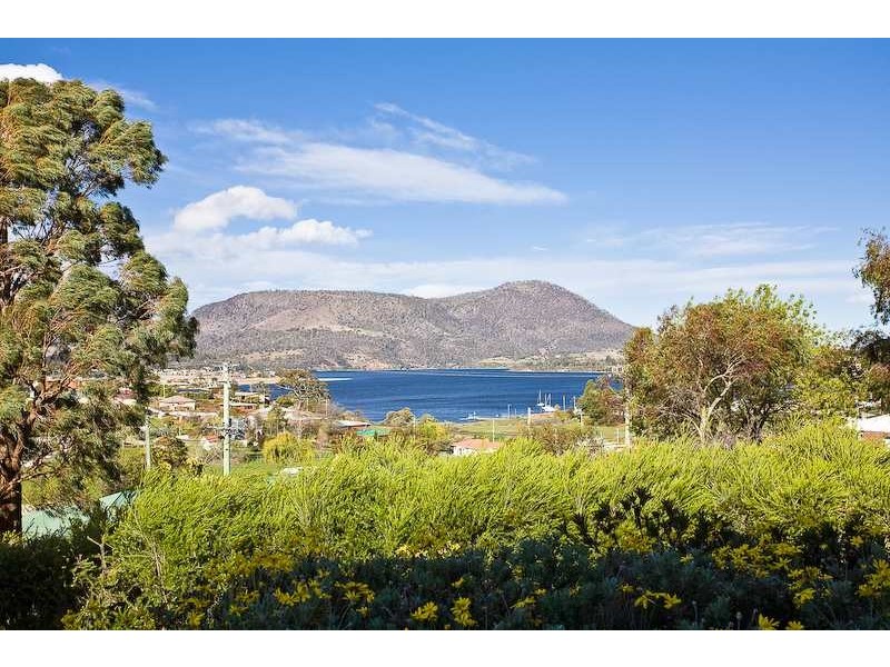 Austins Ferry TAS 7011