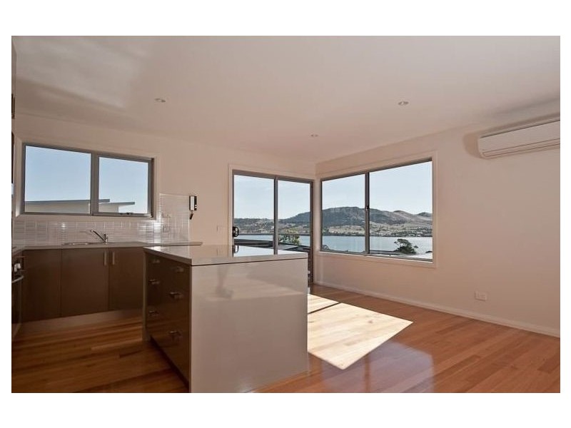 2/20 Northsun Place, Midway Point TAS 7171
