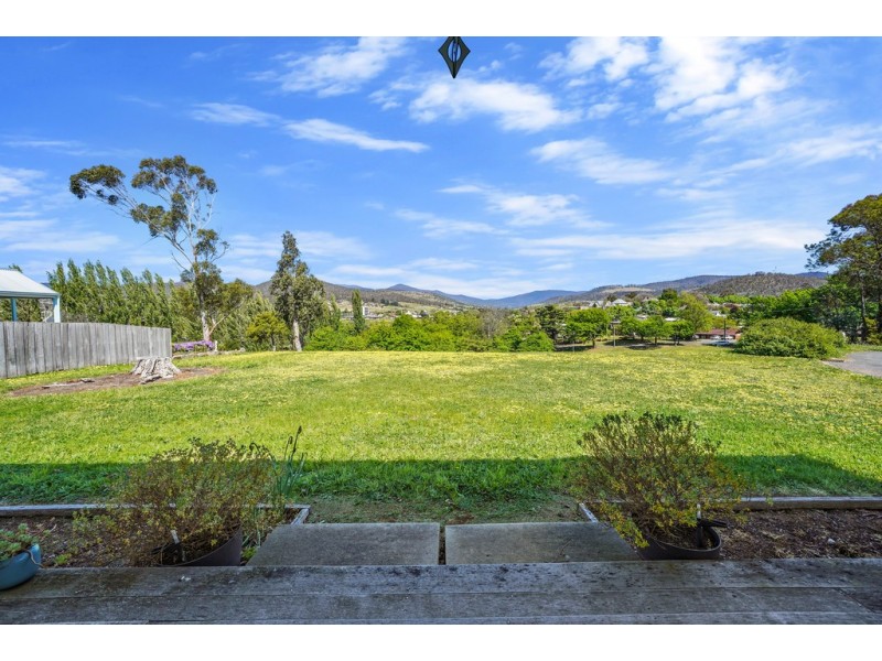 5 Turriff Lodge Drive, New Norfolk TAS 7140