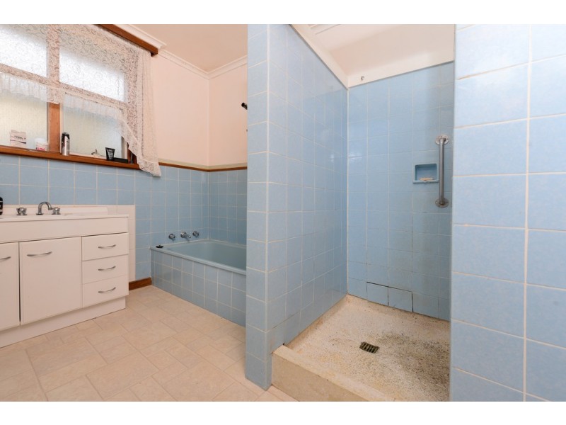 22 Main Road, Claremont TAS 7011