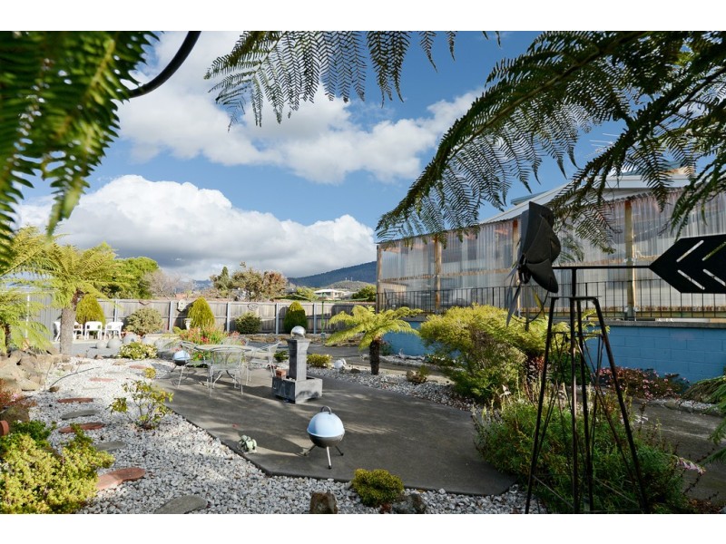 15 Yoora Street, Berriedale TAS 7011