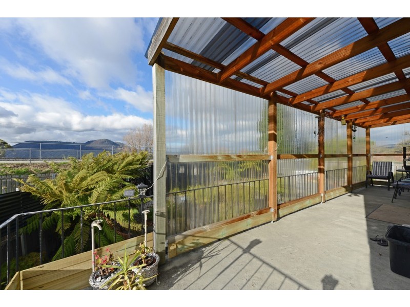 15 Yoora Street, Berriedale TAS 7011
