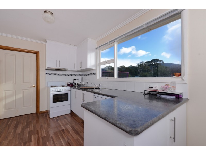 12 Barrett Street, Glenorchy TAS 7010