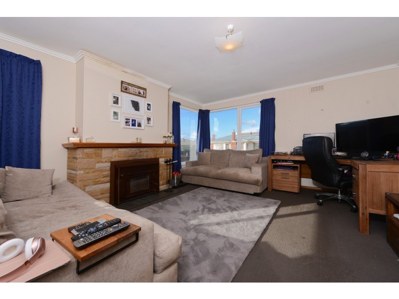 12 Barrett Street, Glenorchy TAS 7010
