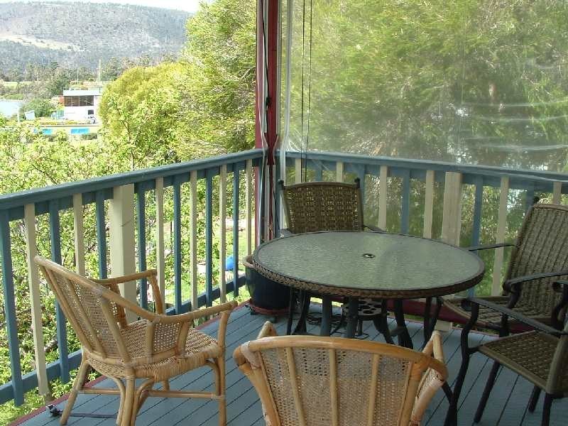 Claremont TAS 7011