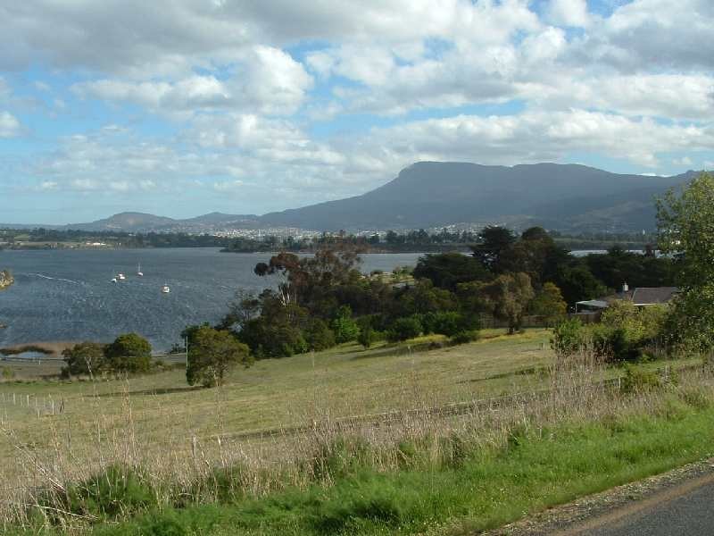 Old Beach TAS 7017
