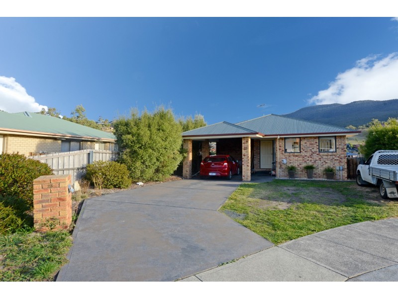 23 Brendan Crescent, Austins Ferry TAS 7011