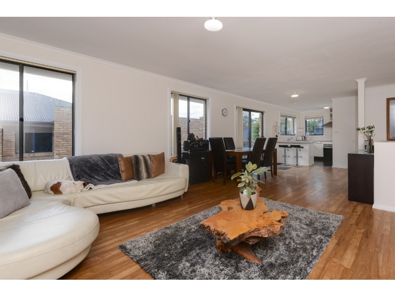 23 Brendan Crescent, Austins Ferry TAS 7011