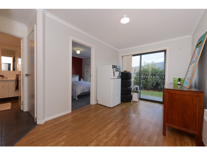 23 Brendan Crescent, Austins Ferry TAS 7011