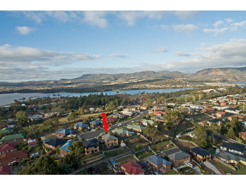 23 Brendan Crescent, Austins Ferry TAS 7011