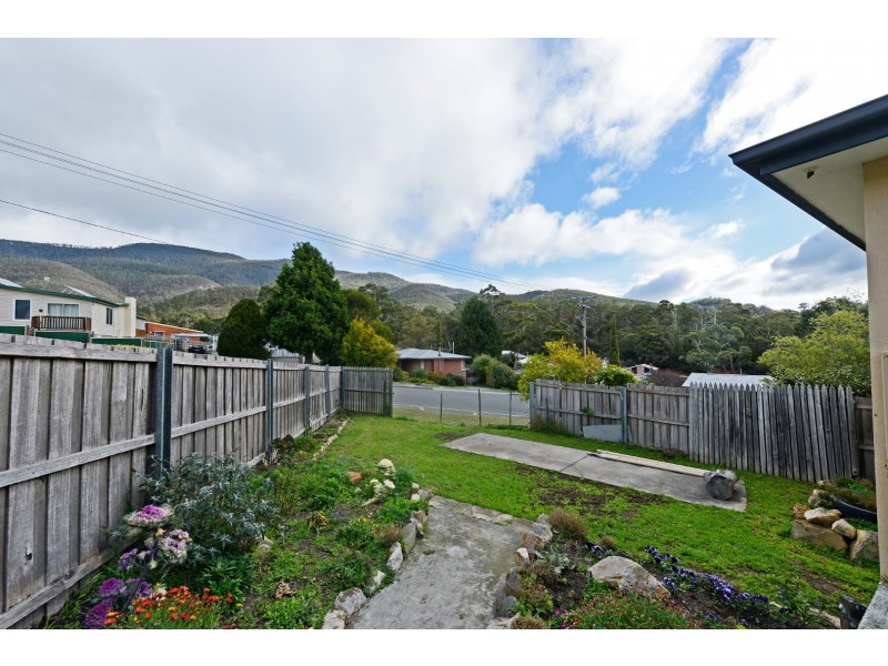 32 Spring Street, Claremont TAS 7011