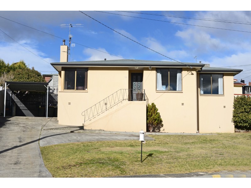 32 Spring Street, Claremont TAS 7011
