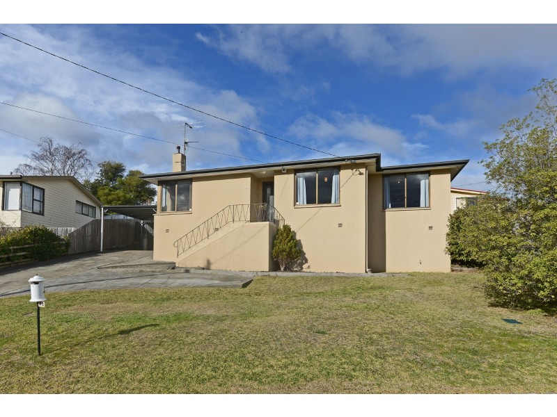 32 Spring Street, Claremont TAS 7011