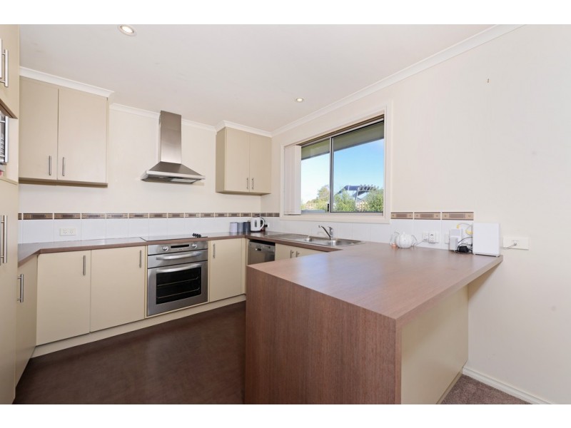 2/4 Roslyn Court, Brighton TAS 7030