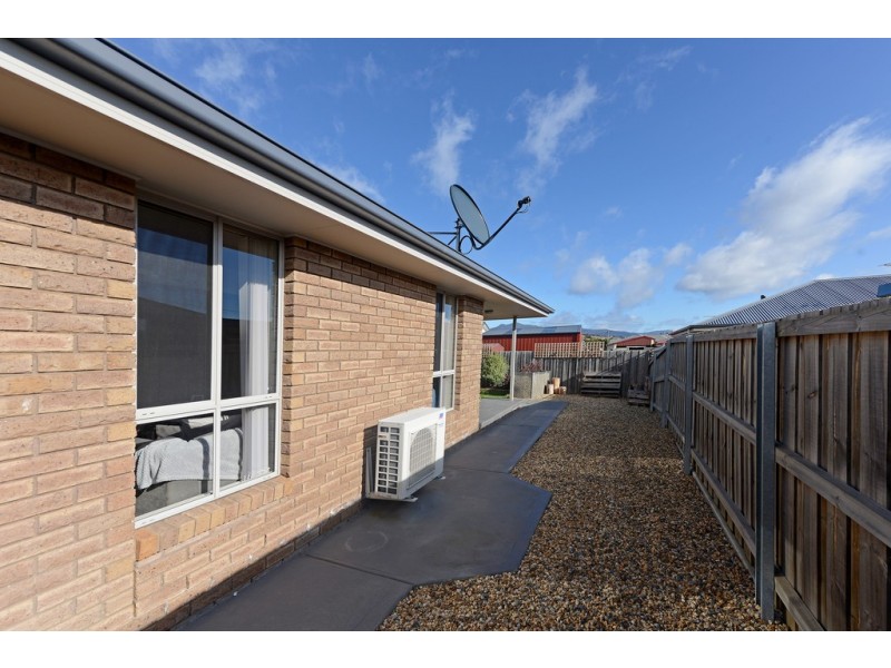 2/4 Roslyn Court, Brighton TAS 7030