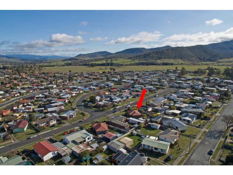 14 Phillips Avenue, New Norfolk TAS 7140