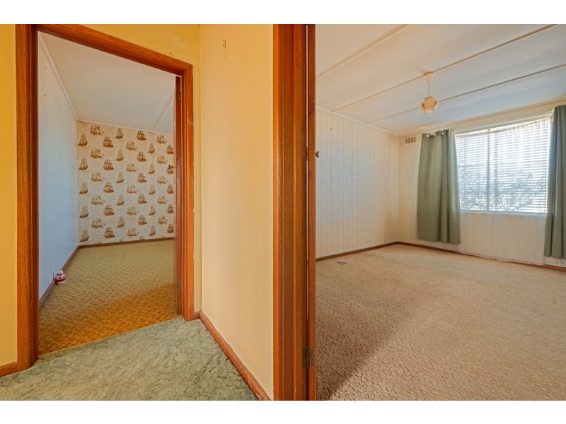 14 Phillips Avenue, New Norfolk TAS 7140