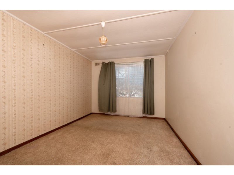 14 Phillips Avenue, New Norfolk TAS 7140