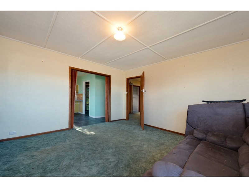 14 Phillips Avenue, New Norfolk TAS 7140