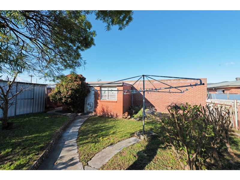 14 Phillips Avenue, New Norfolk TAS 7140