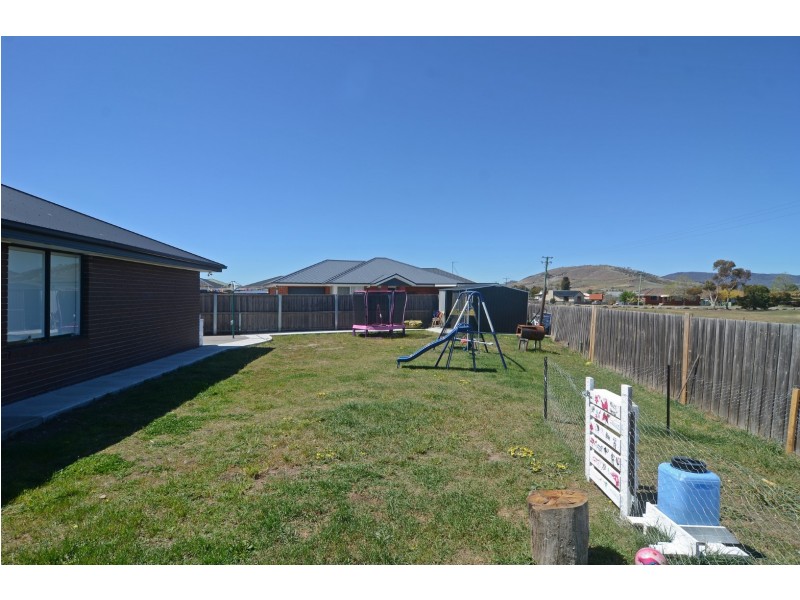 17 Peronne Court, Brighton TAS 7030