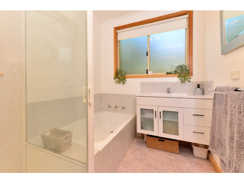 39 Arncliffe Road, Austins Ferry TAS 7011