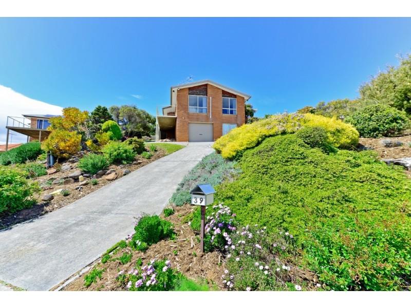 39 Arncliffe Road, Austins Ferry TAS 7011
