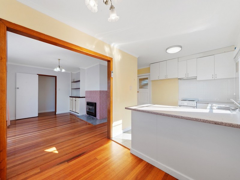 16 Pekurn Crescent, Berriedale TAS 7011