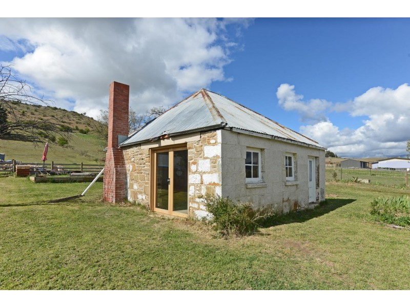 71 Franklin Place, Hamilton TAS 7140