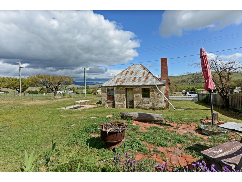 71 Franklin Place, Hamilton TAS 7140