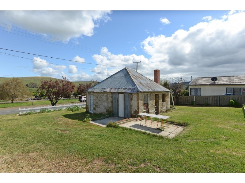 71 Franklin Place, Hamilton TAS 7140